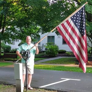 Meet your Posher, Dennis